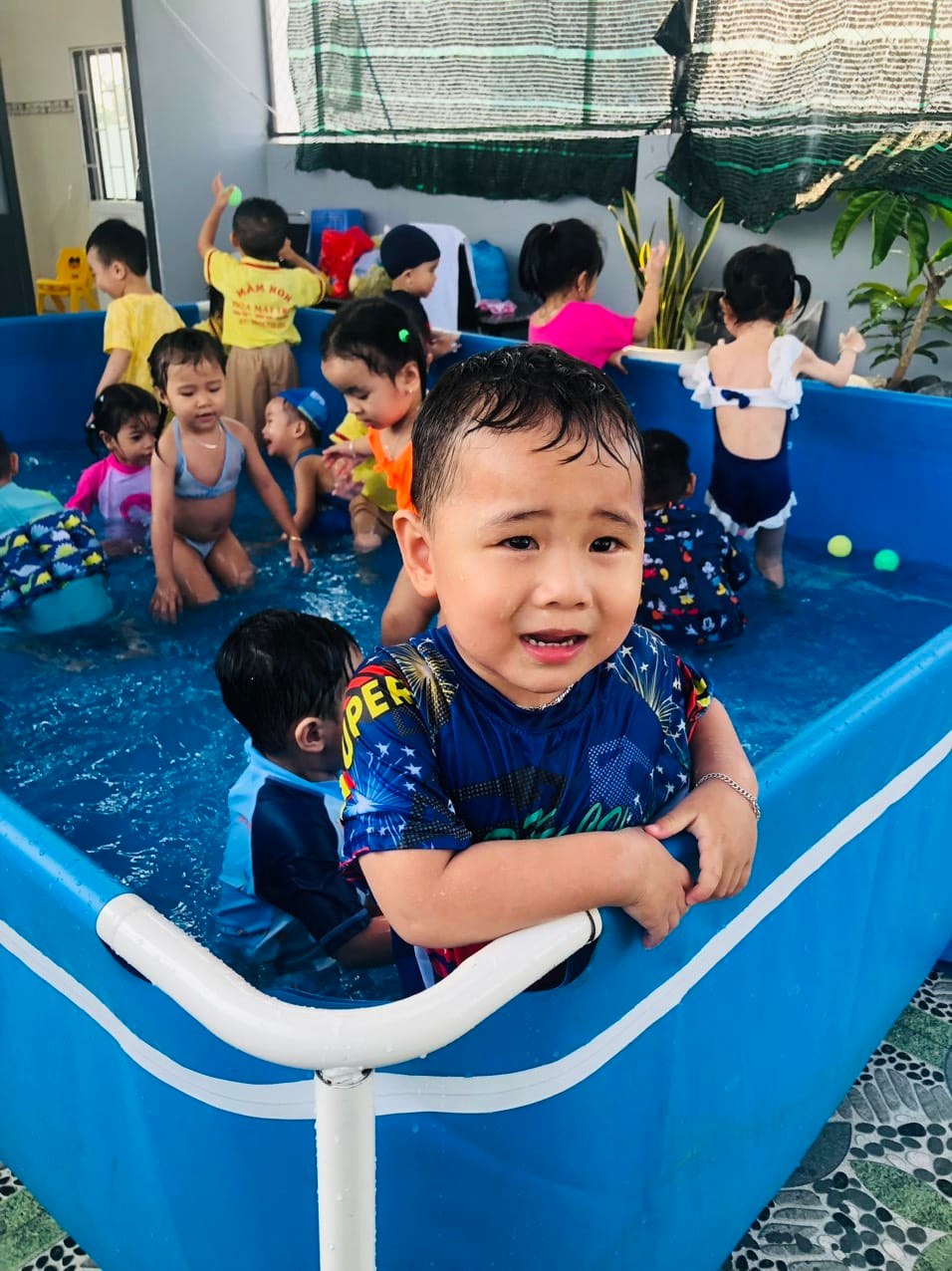 Khoảnh khắc 2