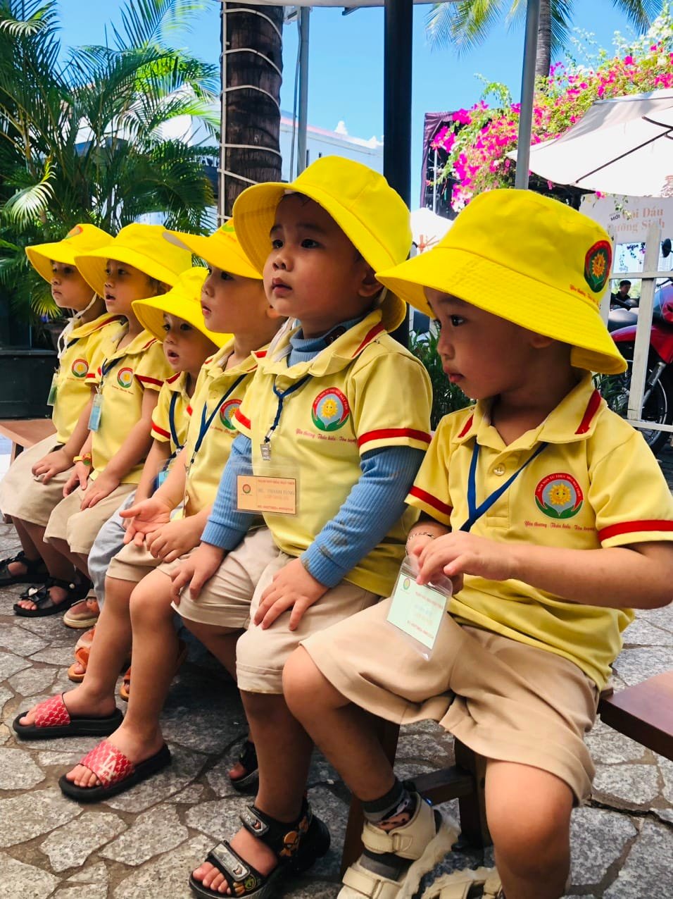 Khoảnh khắc 4